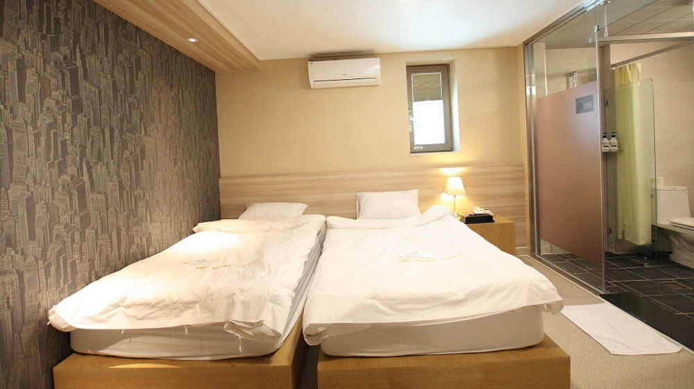 Mini Hotel 141 Gyeongju Dış mekan fotoğraf