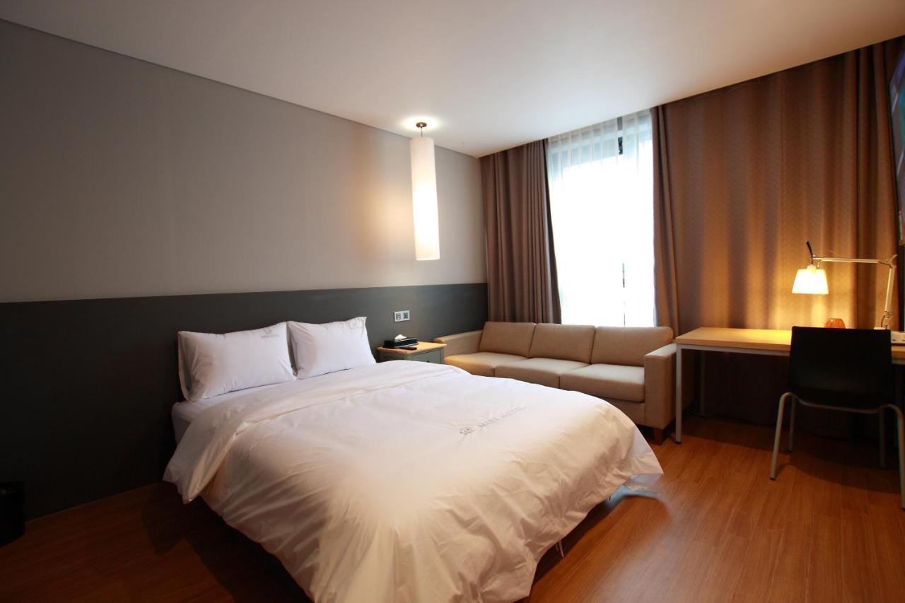 Mini Hotel 141 Gyeongju Dış mekan fotoğraf