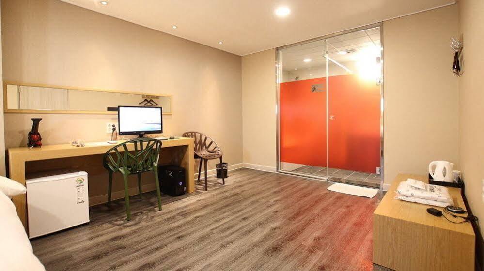 Mini Hotel 141 Gyeongju Dış mekan fotoğraf