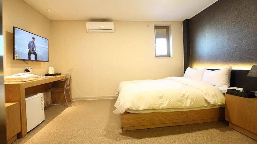 Mini Hotel 141 Gyeongju Dış mekan fotoğraf